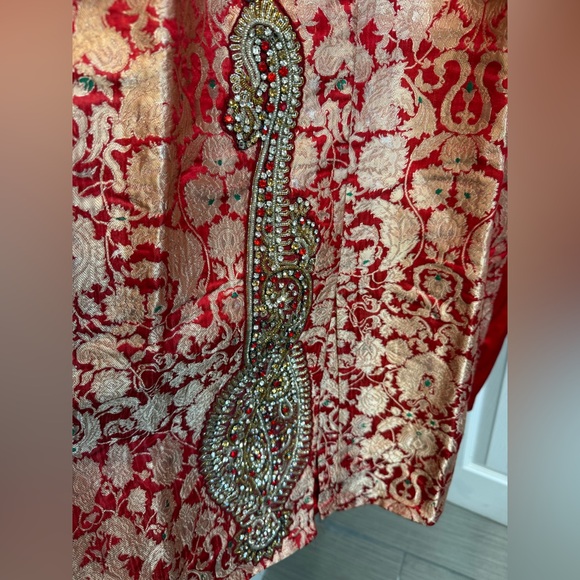 India Boutique Brocade Red silk shirt and cream raw silk pants - Picture 6 of 11